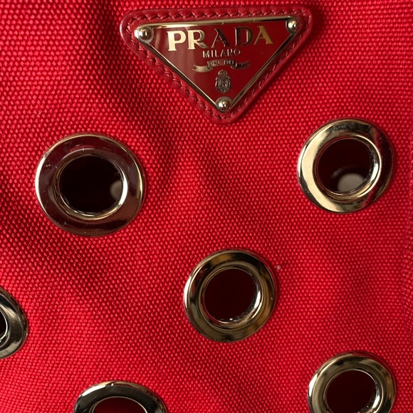 Prada Canapa limited edition crossbody/handbag - Picture 2 of 10